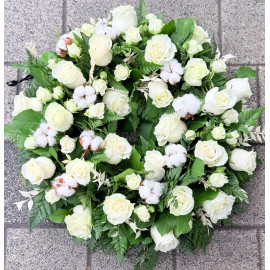 Aranjament Funerar Bumbac si Trandafiri F85